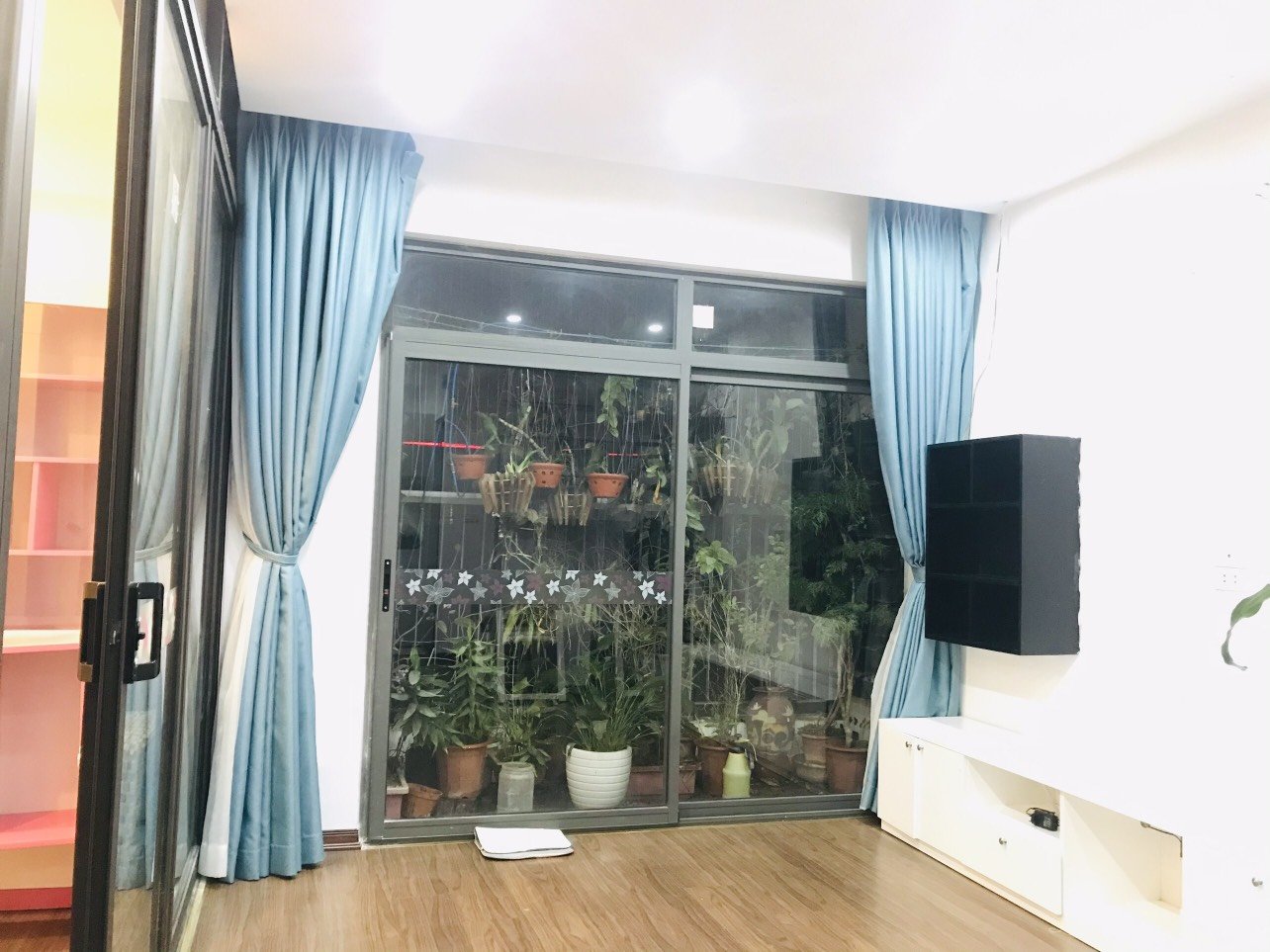 bán căn hộ chung cư 18T1 đông bắc