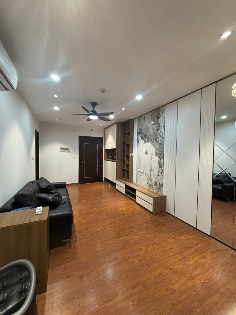 Bán căn hộ ICID Complex