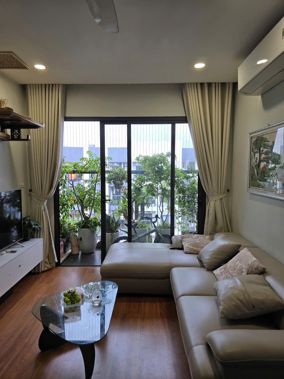 Cần Bán Gấp Căn Hộ 2 Ngủ Tòa I4 Vinhomes Smart City – Full Nội Thất, Sổ Đỏ Lâu Dài post thumbnail image